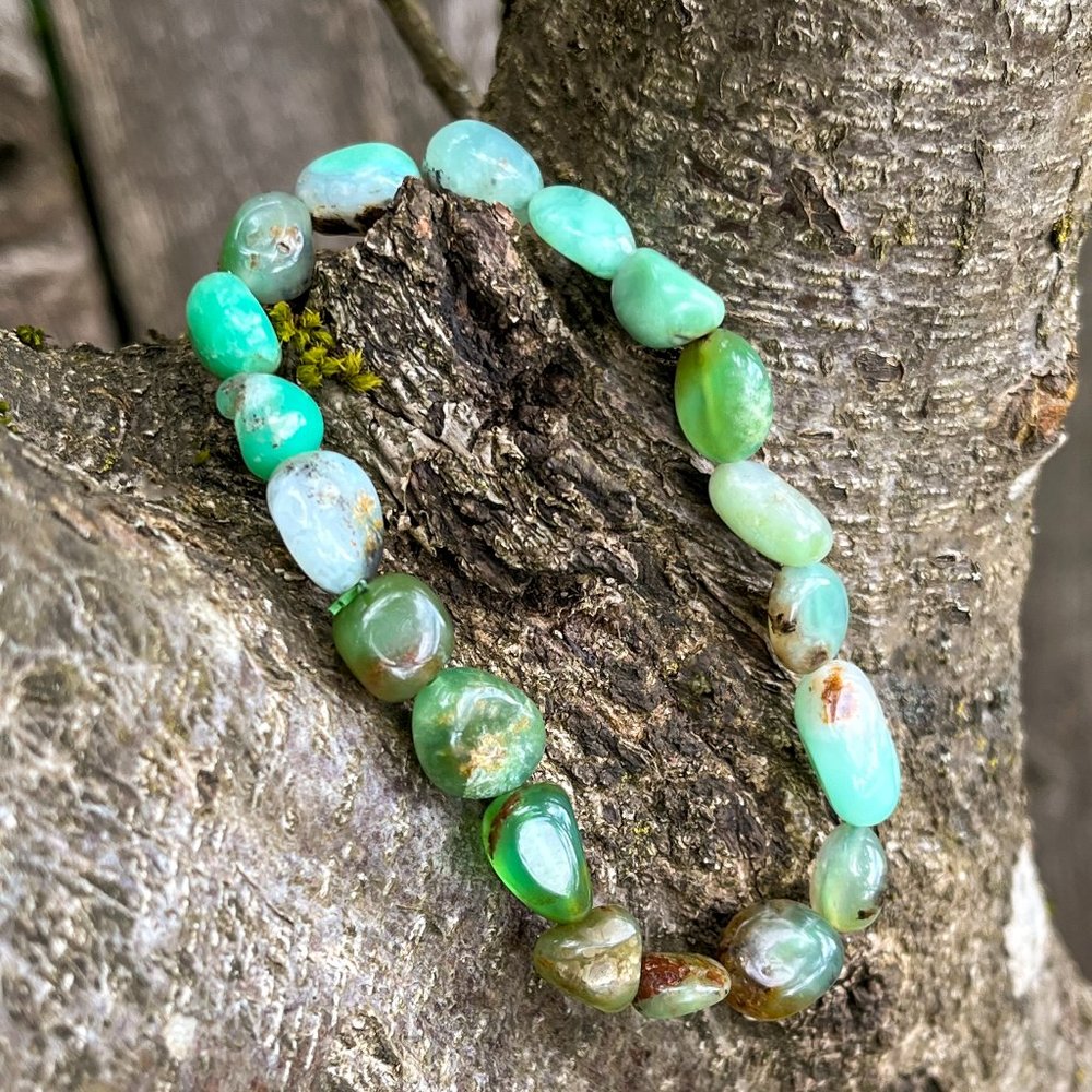 Chrysoprase Gemstone Bracelet Handmade - Picture 3 of 6